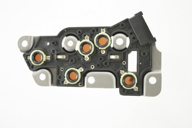 Pioneer Automotive Industries Automatic Transmission Pressure Switch Manifold P/N:772014 Fits: Am General Hummer, Cadillac Escalade, Chevrolet Avalanche 2500, Chevrolet Blazer, Chevrolet C1500, Chevrolet C1500 Suburban, Chevrolet C2500 - Image 1
