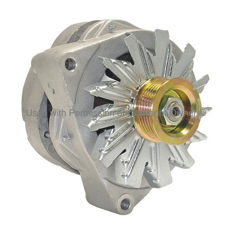 Quality-Built Alternator P/N:8221604 Fits: Chevrolet B7 98-97, Chevrolet P30 99-96, GMC B7 98-97, GMC P3500 99-96 - Image 1