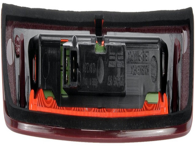Dorman - OE Solutions Luz de Freno de Montaje Superior Central P/N:923-245 Fits: Chevrolet Malibu 07-04 - Image 2