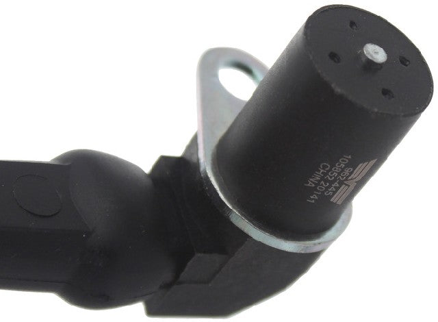 Dorman - OE Solutions Sensor de Posición de Cigüeñal de Motor P/N:962-445 Fits: Jaguar Vanden Plas 97-95, Jaguar Xj6 97-95, Jaguar Xjr 97-95, Jaguar Xjs 96-95 - Image 2