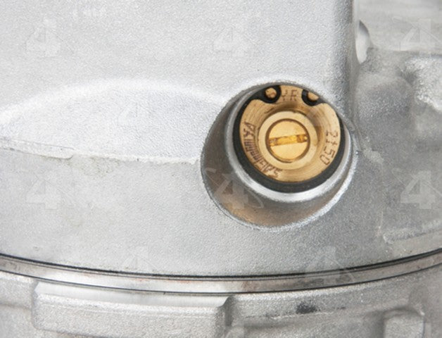 Four Seasons A/C Compressor P/N:98385 Fits: Cadillac Sts 10-05 - Image 4