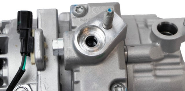 Four Seasons A/C Compressor P/N:98671 Fits: Ford F-250 Super Duty 24-20, Ford F-350 Super Duty 24-20, Ford F-450 Super Duty 24-20, Ford F-550 Super Duty 24-20 - Image 5