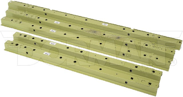 Dorman - OE Solutions Soporte para Piso de Plataforma de Camión P/N:999-996 Fits: Chevrolet Silverado 1500, Chevrolet Silverado 2500 Hd, Chevrolet Silverado 3500 Hd, GMC Sierra 1500, GMC Sierra 2500 Hd, GMC Sierra 3500 Hd - Image 1