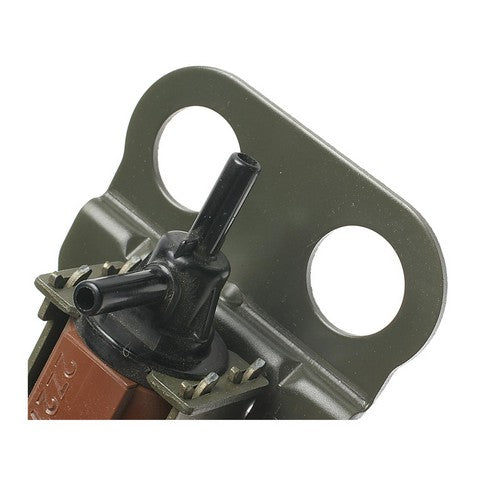 Standard Ignition Vapor Canister Purge Solenoid P/N:CP220 Fits: Geo Tracker 95-91, GMC Tracker 1991 - Image 2