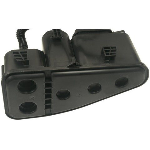 Standard Ignition Vapor Canister P/N:CP3190 Fits: Chevrolet Malibu 12-04, Pontiac G6 10-05, Saturn Aura 09-07 - Image 2