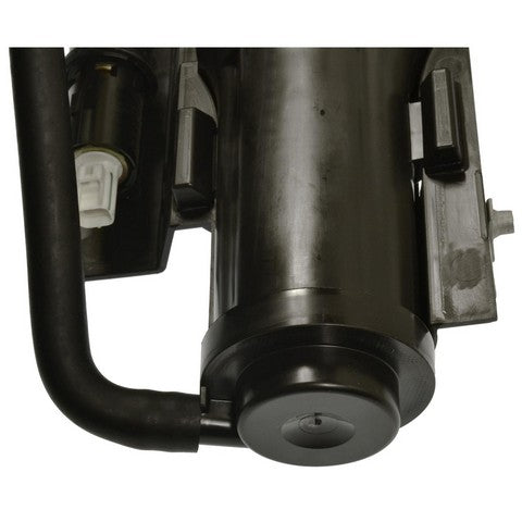 Standard Ignition Vapor Canister P/N:CP3630 Fits: Ford F-250 Super Duty 07-05, Ford F-350 Super Duty 07-05, Ford F-450 Super Duty 07-05, Ford F-550 Super Duty 07-05 - Image 3