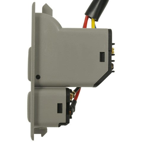 Standard Ignition Fuel Filler Door Switch,Trunk Lid Release Switch P/N:DS-2407 Fits: Kia Amanti 06-04 - Image 4