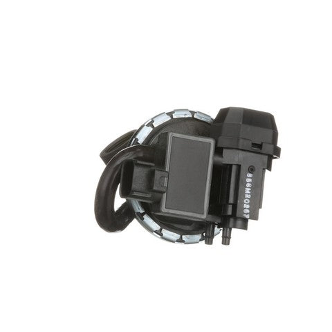 Standard Ignition Exhaust Gas Recirculation (EGR) Valve P/N:EGV1046 Fits: Ford Thunderbird 05-03, Lincoln Ls 06-03, Mercury Marauder 04-03 - Image 3
