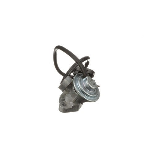 Standard Ignition Exhaust Gas Recirculation (EGR) Valve P/N:EGV586 Fits: Chrysler Concorde 94-93, Chrysler Intrepid 94-93, Chrysler Lhs 1994, Chrysler New Yorker 1994, Dodge Intrepid 94-93, Eagle Vision 94-93 - Image 3