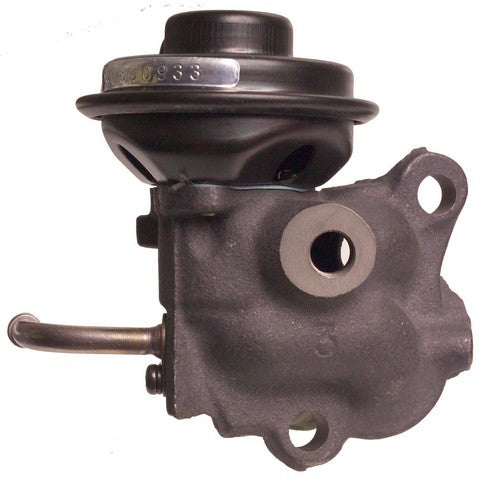 Standard Ignition Exhaust Gas Recirculation (EGR) Valve P/N:EGV949 Fits: Lexus Es300 93-92, Toyota Camry 93-92 - Image 1