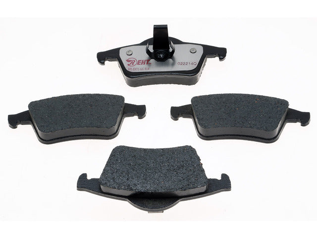 Raybestos Brakes Disc Brake Pad Set P/N:EHT795 Fits: Volvo S60 09-01, Volvo S80 06-99, Volvo V70 07-00, Volvo Xc70 07-03 - Image 1