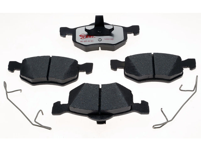 Raybestos Brakes Disc Brake Pad Set P/N:EHT843H Fits: Ford Escape 07-01, Mazda Tribute 06-01, Mercury Mariner 07-05 - Image 1