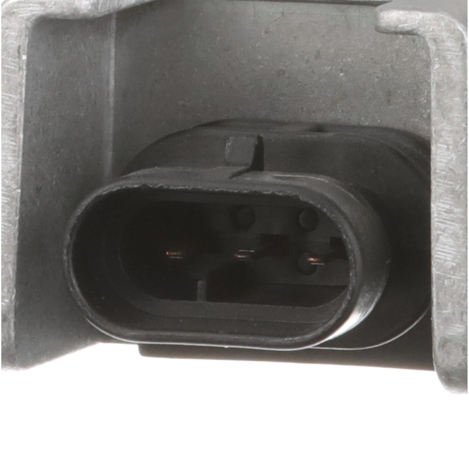Standard Ignition Flex Fuel Sensor P/N:FFS1 Fits: Chevrolet S10 02-00, Chevrolet Silverado 1500 05-02, Chevrolet Suburban 1500 05-03, Chevrolet Tahoe 05-02, GMC Sierra 1500 05-02, GMC Sonoma 02-00, GMC Yukon 05-02, GMC Yukon Xl 1500 05-03 - Image 3