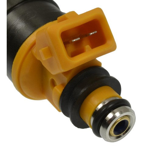 Standard Ignition Fuel Injector P/N:FJ121 Fits: Chrysler Cirrus 00-95, Chrysler Sebring 00-95, Dodge Avenger 00-95, Dodge Colt 92-91, Dodge Stratus 00-95, Eagle Summit 94-91, Eagle Vista 1991, Mitsubishi Mirage 92-91, Plymouth Colt 92-91 - Image 3