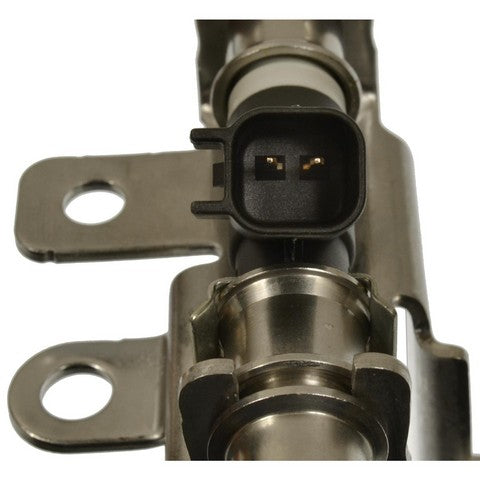 Standard Ignition Fuel Injector P/N:FJ1378 Fits: Chevrolet Express 2500, Chevrolet Express 3500, Chevrolet Silverado 2500 Hd, Chevrolet Silverado 3500 Hd, GMC Savana 2500, GMC Savana 3500, GMC Sierra 2500 Hd, GMC Sierra 3500 Hd - Image 3