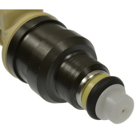 Standard Ignition Fuel Injector P/N:FJ139 Fits: Volvo 940 93-92 - Image 3