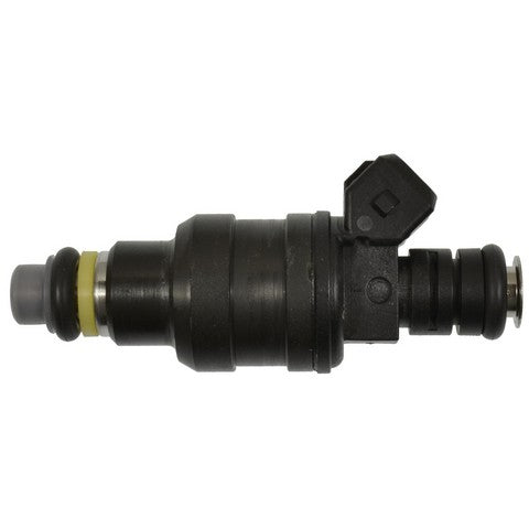 Standard Ignition Fuel Injector P/N:FJ572 Fits: Audi 90 95-94, Audi 90 Quattro 95-94, Audi A4 97-96, Audi A4 Quattro 97-96, Audi A6 97-95, Audi A6 Quattro 98-95, Audi Cabriolet 98-95 - Image 1