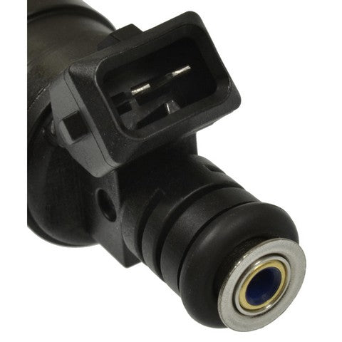 Standard Ignition Fuel Injector P/N:FJ572 Fits: Audi 90 95-94, Audi 90 Quattro 95-94, Audi A4 97-96, Audi A4 Quattro 97-96, Audi A6 97-95, Audi A6 Quattro 98-95, Audi Cabriolet 98-95 - Image 3