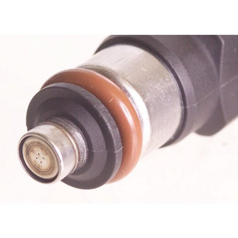 Standard Ignition Fuel Injector P/N:FJ670 Fits: Volkswagen Beetle 05-04, Volkswagen Beetle 09-08, Volkswagen Golf 06-03, Volkswagen Golf City 10-07, Volkswagen Jetta 05-04, Volkswagen Jetta City 09-07 - Image 2