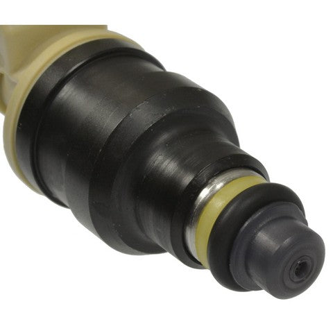 Standard Ignition Fuel Injector P/N:FJ695 Fits: Volkswagen Cabrio 02-95, Volkswagen Golf 98-93, Volkswagen Jetta 99-93, Volkswagen Passat 96-95 - Image 2