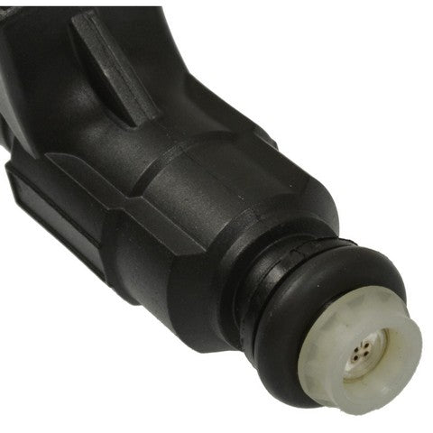 Standard Ignition Fuel Injector P/N:FJ889 Fits: Audi Tt 06-00, Audi Tt Quattro 02-00, Audi Tt Quattro 06-04, Volkswagen Beetle 01-00, Volkswagen Beetle 05-03, Volkswagen Clasico 12-11, Volkswagen Golf 06-03, Volkswagen Jetta 05-01 - Image 2