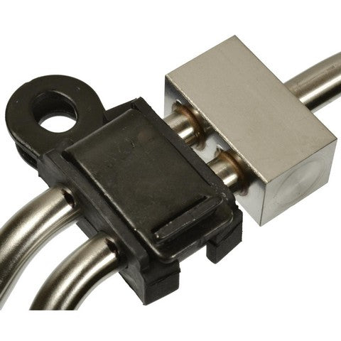 Standard Ignition Fuel Feed Line P/N:GDL402 Fits: Hyundai Azera 17-15, Hyundai Santa Fe 2015, Hyundai Santa Fe 2017, Kia Cadenza 16-15, Kia Sedona 17-15, Kia Sorento 17-15 - Image 3
