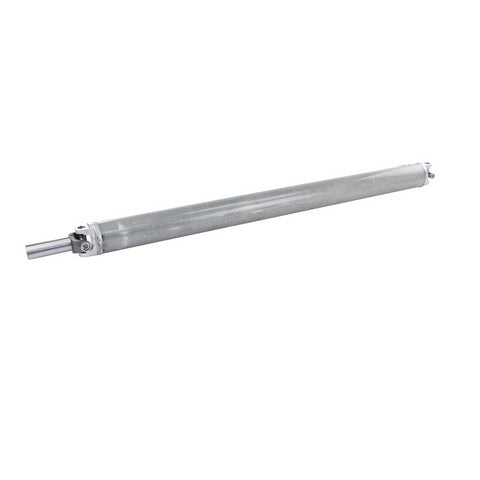 TrakMotive Drive Shaft Assembly P/N:GMP-464 Fits: Chevrolet Silverado 2500 Hd 06-01, Chevrolet Silverado 2500 Hd Classic 2007, GMC Sierra 2500 Hd 06-01, GMC Sierra 2500 Hd Classic 2007 - Image 2