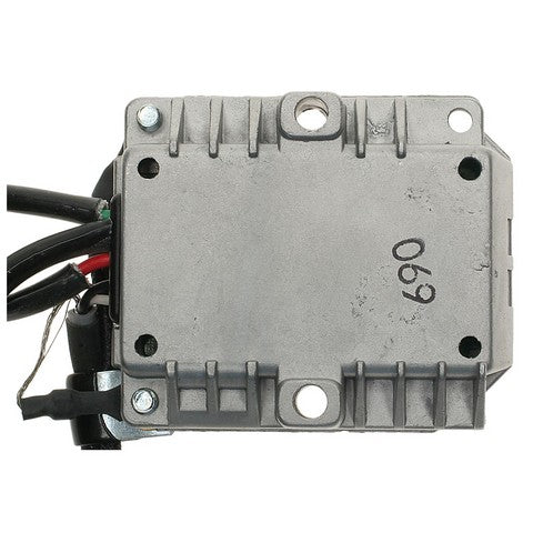 Standard Ignition Ignition Control Module P/N:LX-690 Fits: Isuzu Pickup 82-81 - Image 2