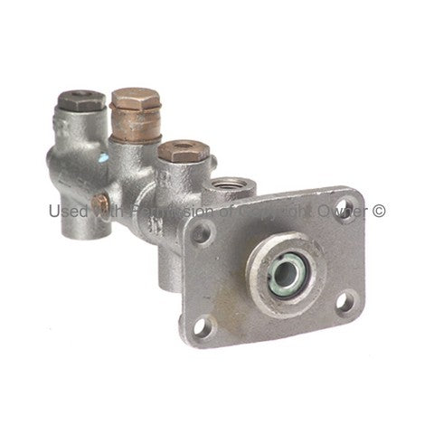 Quality-Built Brake Master Cylinder P/N:M51755 Fits: Toyota Celica 1975, Toyota Corolla 1975 - Image 1