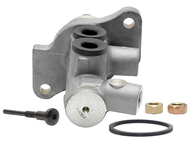 Raybestos Brakes Brake Master Cylinder P/N:MC390923 Fits: BMW 323ci 2000, BMW 323i 00-98, BMW 323is 99-98, BMW 325i 2001 - Image 4