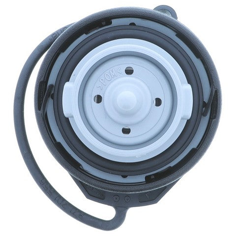 Motorad Fuel Tank Cap P/N:MGC935T Fits: Porsche 718 Boxster 24-17, Porsche 718 Cayman 24-17, Porsche 718 Spyder 21-20, Porsche 911 19-12, Porsche Boxster 16-13, Porsche Cayman 16-14 - Image 6