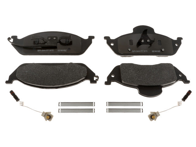 Raybestos Brakes Disc Brake Pad Set P/N:MGD760MH Fits: Mercedes-benz Ml320 03-98, Mercedes-benz Ml350 05-03, Mercedes-benz Ml430 1999 - Image 1