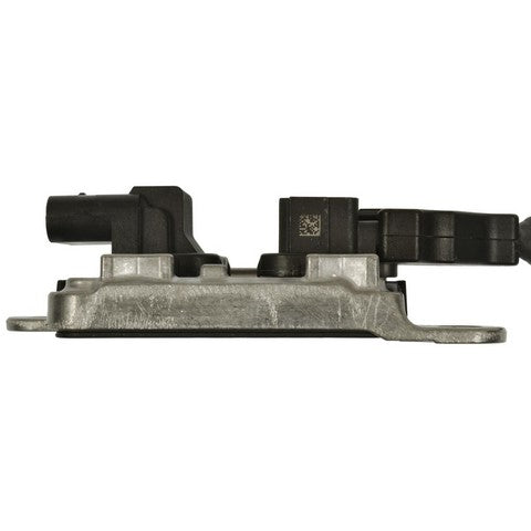 Standard Ignition Nitrogen Oxide (NOx) Sensor P/N:NOX007 Fits: Chevrolet Silverado 2500 Hd 19-18, Chevrolet Silverado 3500 Hd 19-18, GMC Sierra 2500 Hd 19-18, GMC Sierra 3500 Hd 19-18 - Image 3