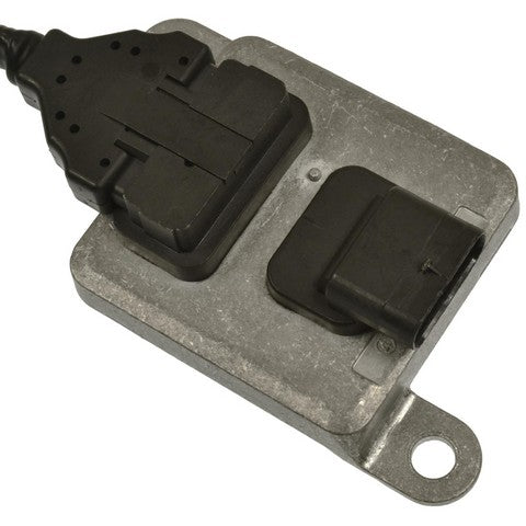 Standard Ignition Nitrogen Oxide (NOx) Sensor P/N:NOX017 Fits: Freightliner Sprinter 2500, Freightliner Sprinter 3500, Mercedes-benz E250, Mercedes-benz E350, Mercedes-benz Gl320, Mercedes-benz Gl350, Mercedes-benz Ml320, Mercedes-benz Ml350 - Image 3