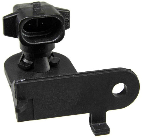 NTK Ambient Air Temperature Sensor P/N:AN0131 Fits: Chevrolet Malibu 06-04, Pontiac G6 08-05 - Image 1
