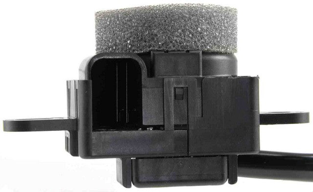 NTK Cabin Air Temperature Sensor P/N:AN0133 Fits: Buick Lucerne 11-07, Cadillac Deville 05-00, Cadillac Dts 10-06 - Image 4