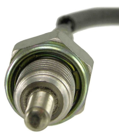 NTK Exhaust Gas Recirculation (EGR) Valve Temperature Sensor P/N:EA0051 Fits: Nissan Altima 99-98 - Image 3