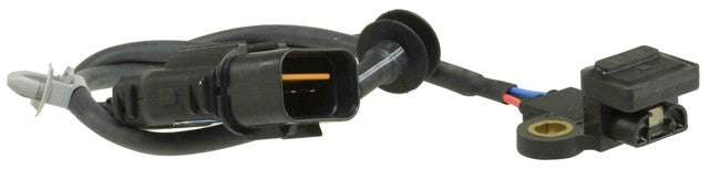 NTK Engine Camshaft Position Sensor P/N:EC0147 Fits: Hyundai Xg300 2001, Hyundai Xg350 05-02, Kia Sedona 05-02 - Image 1
