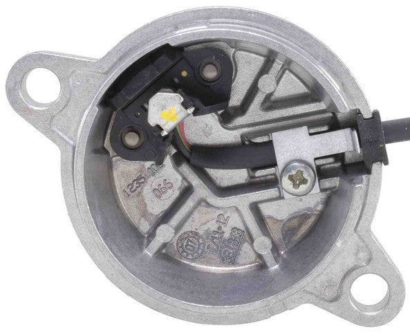NTK Engine Camshaft Position Sensor P/N:EC0224 Fits: Volvo 850 97-93, Volvo 960 97-92, Volvo C70 1998, Volvo S70 1998, Volvo S90 98-97, Volvo V70 99-98, Volvo V90 98-97 - Image 4