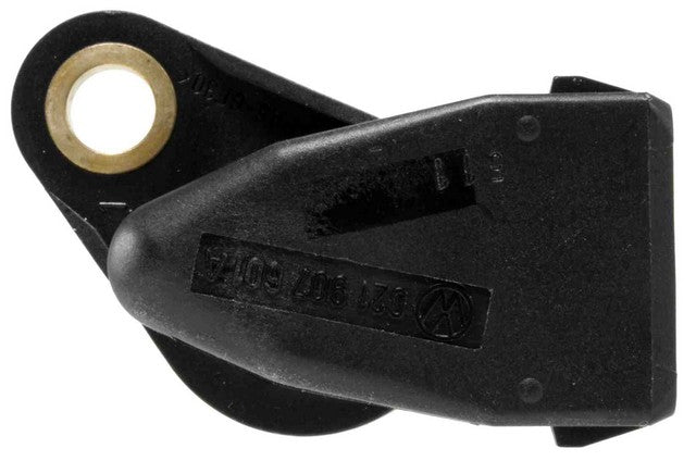 NTK Engine Camshaft Position Sensor P/N:EC0282 Fits: Volkswagen Corrado 95-92, Volkswagen Eurovan 1997, Volkswagen Golf 99-95, Volkswagen Jetta 99-94, Volkswagen Passat 97-93 - Image 3