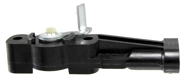 NTK Throttle Position Sensor P/N:TH0031 Fits: Buick Century, Buick Skyhawk, Buick Skylark, Buick Somerset, Buick Somerset Regal, Chevrolet Astro, Chevrolet Camaro, Chevrolet Celebrity, Chevrolet Citation, Chevrolet Citation Ii - Image 3