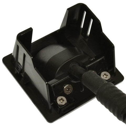 Standard Ignition Park Assist Camera P/N:PAC102 Fits: Buick Encore 17-13, Cadillac Cts 14-11, Chevrolet Cruze 16-13, Chevrolet Equinox 17-09, Chevrolet Trax 19-13, GMC Terrain 17-10 - Image 3