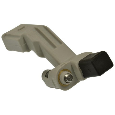 Standard Ignition Engine Crankshaft Position Sensor P/N:PC705 Fits: Seat Altea, Volkswagen Bora, Volkswagen Crafter Van, Volkswagen Crossfox, Volkswagen Gol, Volkswagen Jetta, Volkswagen Polo, Volkswagen Sportvan, Volkswagen Vento - Image 2
