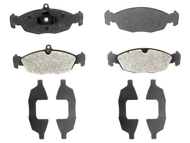 Raybestos Brakes Disc Brake Pad Set P/N:PGD688M Fits: Aston Martin Db7, Daewoo Lanos, Jaguar Vanden Plas, Jaguar Xj12, Jaguar Xj6, Jaguar Xj8, Jaguar Xjr, Jaguar Xjrs, Jaguar Xjs, Jaguar Xk8 - Image 1
