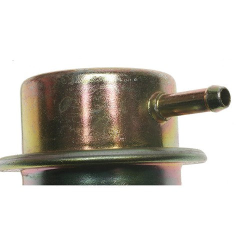 Standard Ignition Fuel Injection Pressure Regulator P/N:PR158 Fits: Chrysler Daytona, Chrysler Dynasty, Chrysler Lebaron, Chrysler New Yorker, Chrysler Tc Maserati, Dodge Caravan, Dodge Daytona, Dodge Dynasty, Dodge Grand Caravan, Dodge Spirit - Image 2