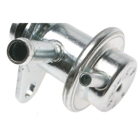 Standard Ignition Fuel Injection Pressure Regulator P/N:PR181 Fits: Dodge 2000 Gtx, Dodge Colt, Eagle 2000 Gtx, Eagle Summit, Eagle Talon, Eagle Vista, Hyundai Elantra, Hyundai Excel, Hyundai Scoupe, Hyundai Sonata - Image 2