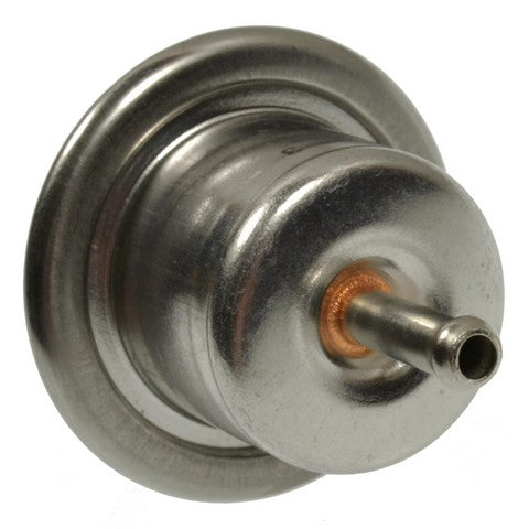 Standard Ignition Fuel Injection Pressure Regulator P/N:PR472 Fits: Jaguar Vanden Plas 03-98, Jaguar Xj8 03-98, Jaguar Xjr 99-98, Jaguar Xk8 02-97, Jaguar Xkr 02-00 - Image 3
