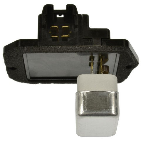 Standard Ignition HVAC Blower Motor Resistor P/N:RU929 Fits: Toyota Sienna 03-00 - Image 2