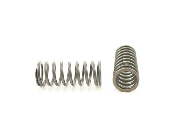 Pioneer Automotive Industries Engine Valve Spring P/N:RV-1209 Fits: Honda Accord 83-76, Honda Civic 80-76, Honda Prelude 82-79 - Image 1