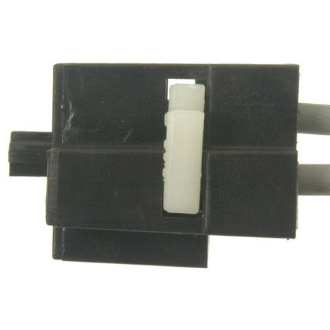 Standard Ignition Headlight Connector P/N:S-1482 Fits: Chevrolet P30 96-93, GMC G1500 94-92, GMC G2500 94-92, GMC G3500 94-92 - Image 3